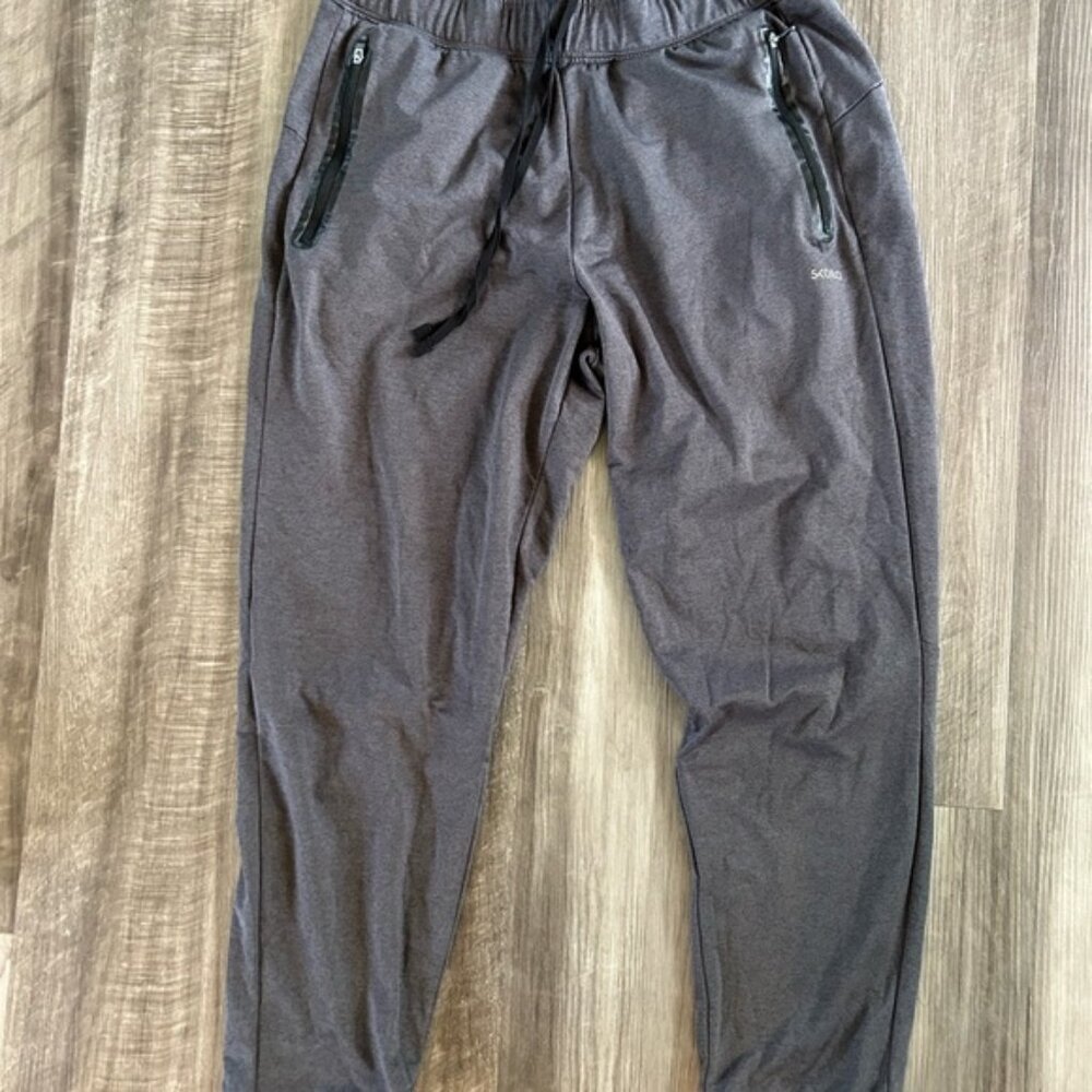 Men’s Skora quick dry Sleek Dark Gray Joggers with Zippered Pockets